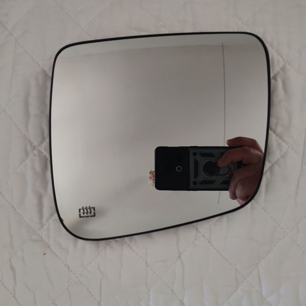 Replacement passenger side mirror glass